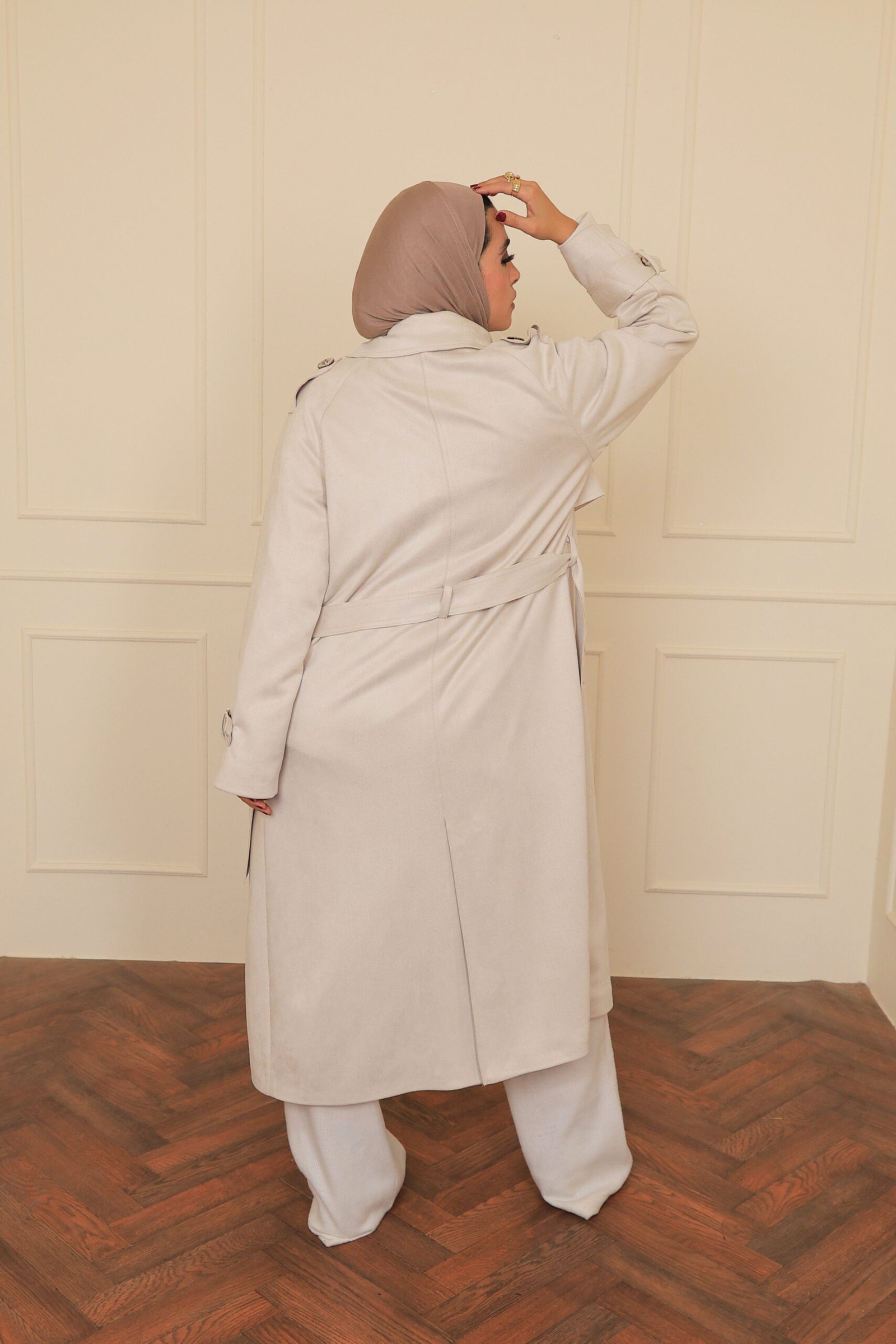 ⁦معطف طويل⁩ - الصورة ⁦3⁩