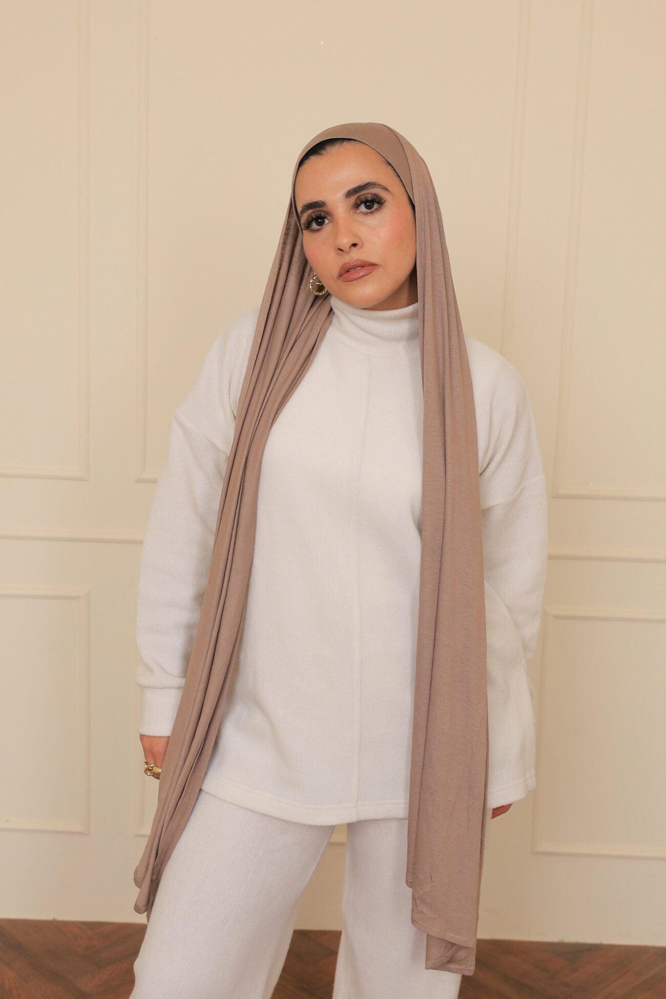SET - Image 2