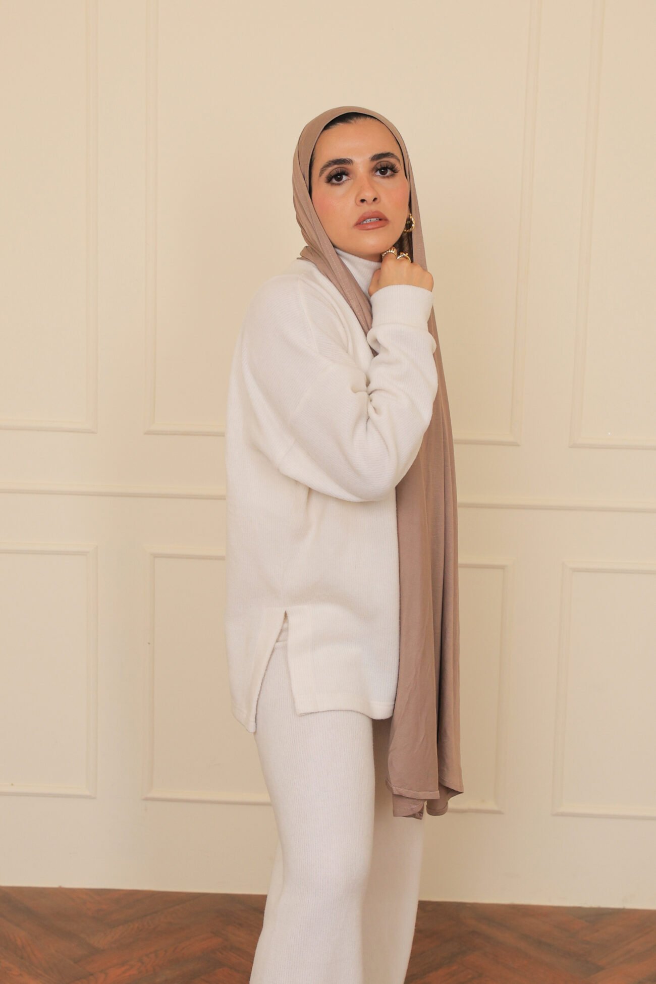 SET - Image 4