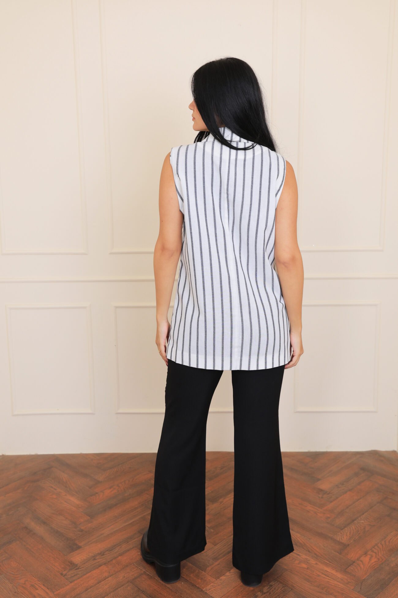 VEST - Image 4