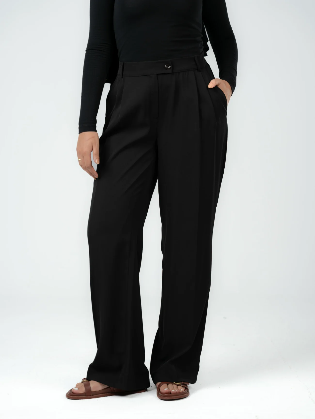 FLOWY WIDE LEG PANTS